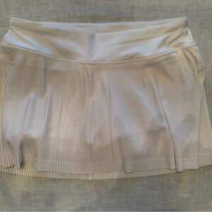 Lululemon Varisty Mid-Rise Pleated Skirt